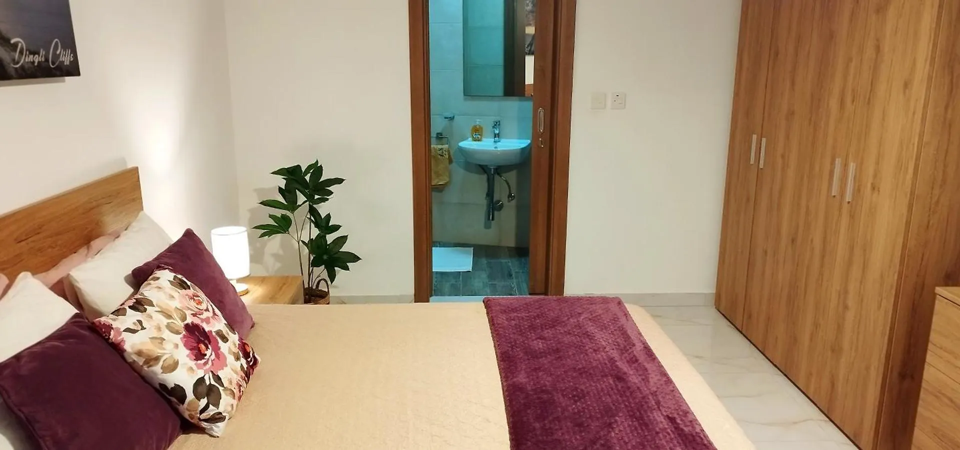 Stylish And Spacious Apartment In Centre Of Malta 莫斯塔 0*,  马耳他