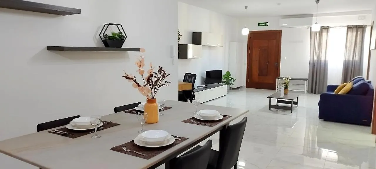 Stylish And Spacious Apartment In Centre Of Malta Mosta 0*,  Malta